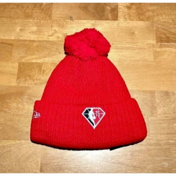 NBA Basketball Chicago Bulls Beanie  Sport Knit Winter Pom Knit Hat Cap Red - Picture 2 of 2